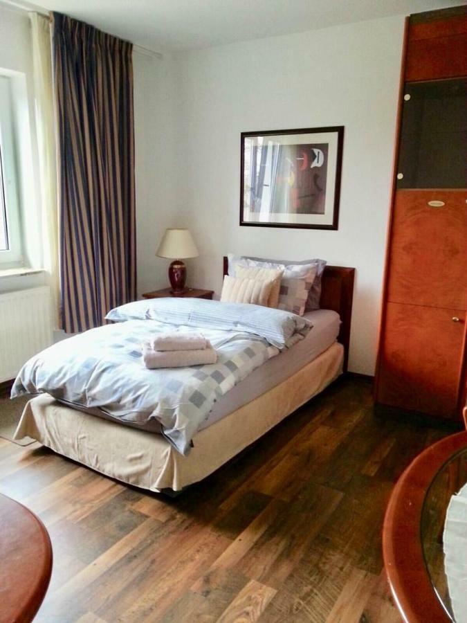 Ingrids Ferienwohnung Mit Balkon In Thiede Naehe See Salzgitter Exterior foto